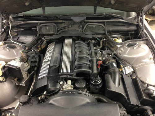 BMW e38 728i LPG motor