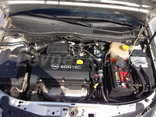 Opel Astra H 1.6 LPG - Motor